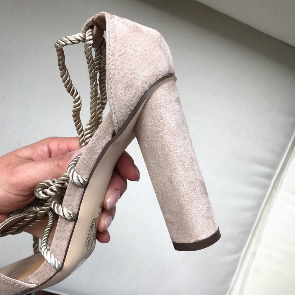 LAST ONE‼️ S/8.5 Rope Nude Chunky Heel Sandals! - Picture 5 of 8